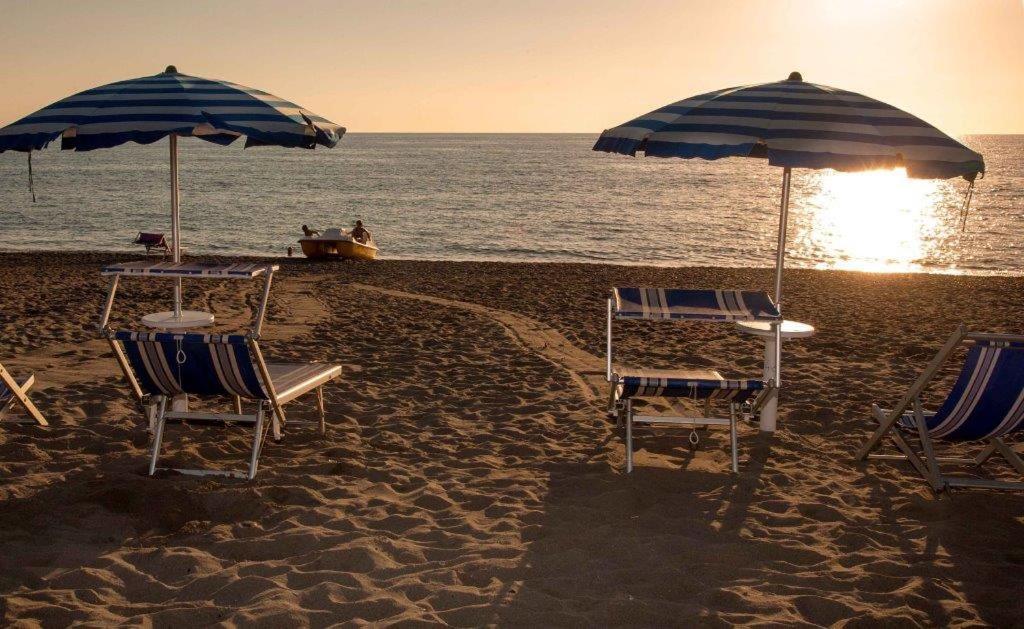 Villaggio Holiday Beach Diamante Eksteriør bilde